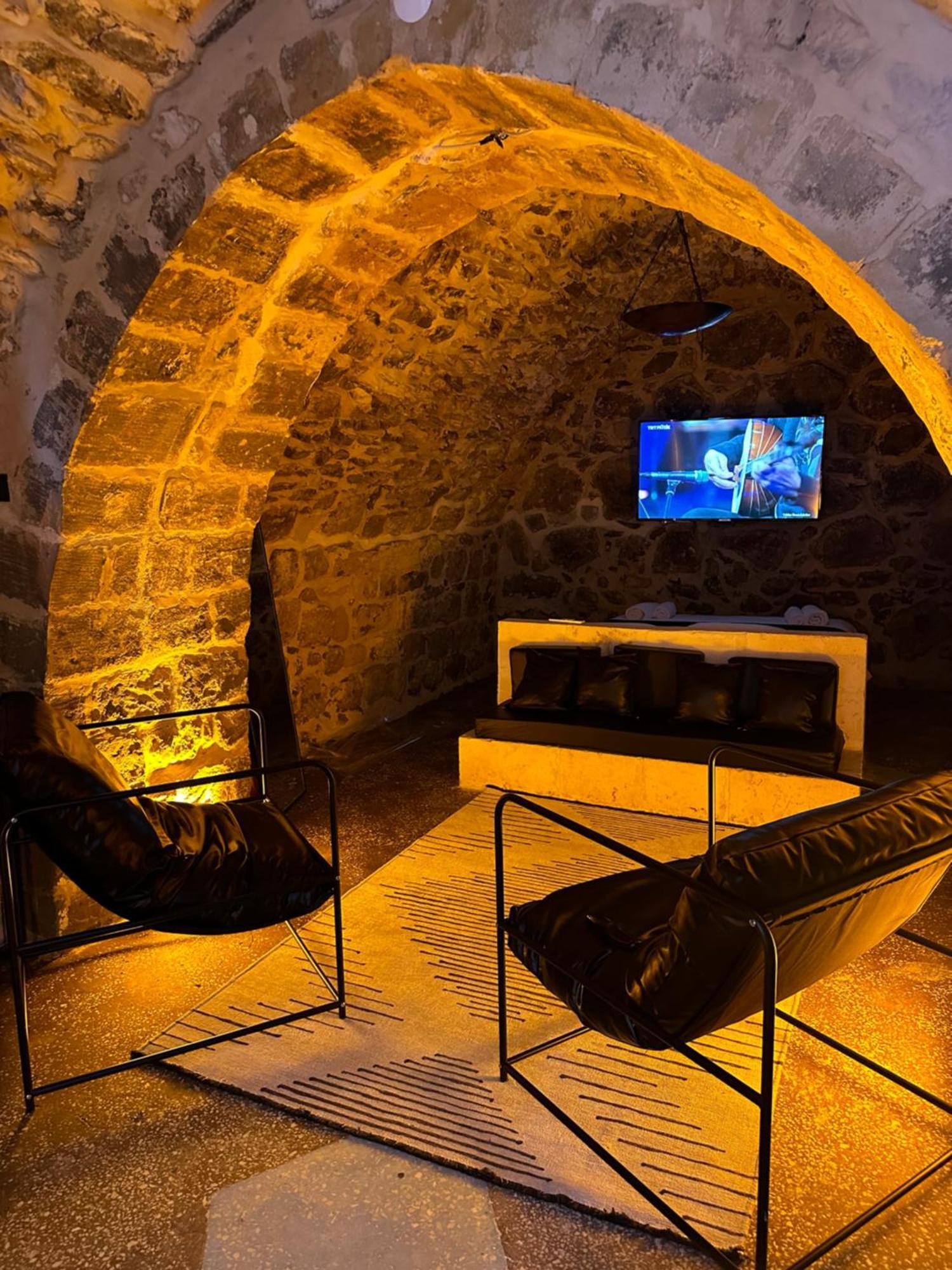 Miri Cave Suite Mardin Buitenkant foto
