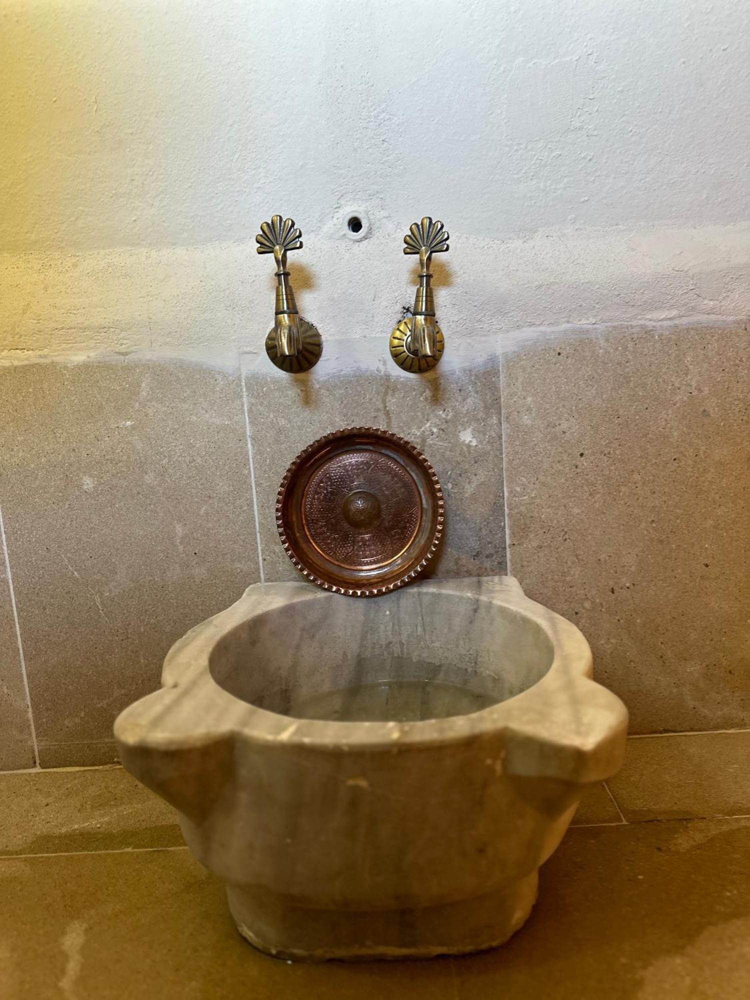 Miri Cave Suite Mardin Buitenkant foto